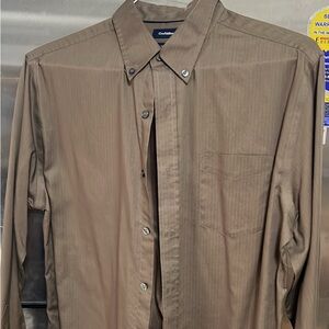 Croft and Barrow Men’s brown medium dress shirt